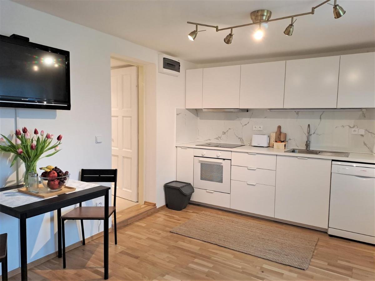 Apartmanovy Dum Se Zahradou V Klidne Casti Prahy Прага Екстериор снимка