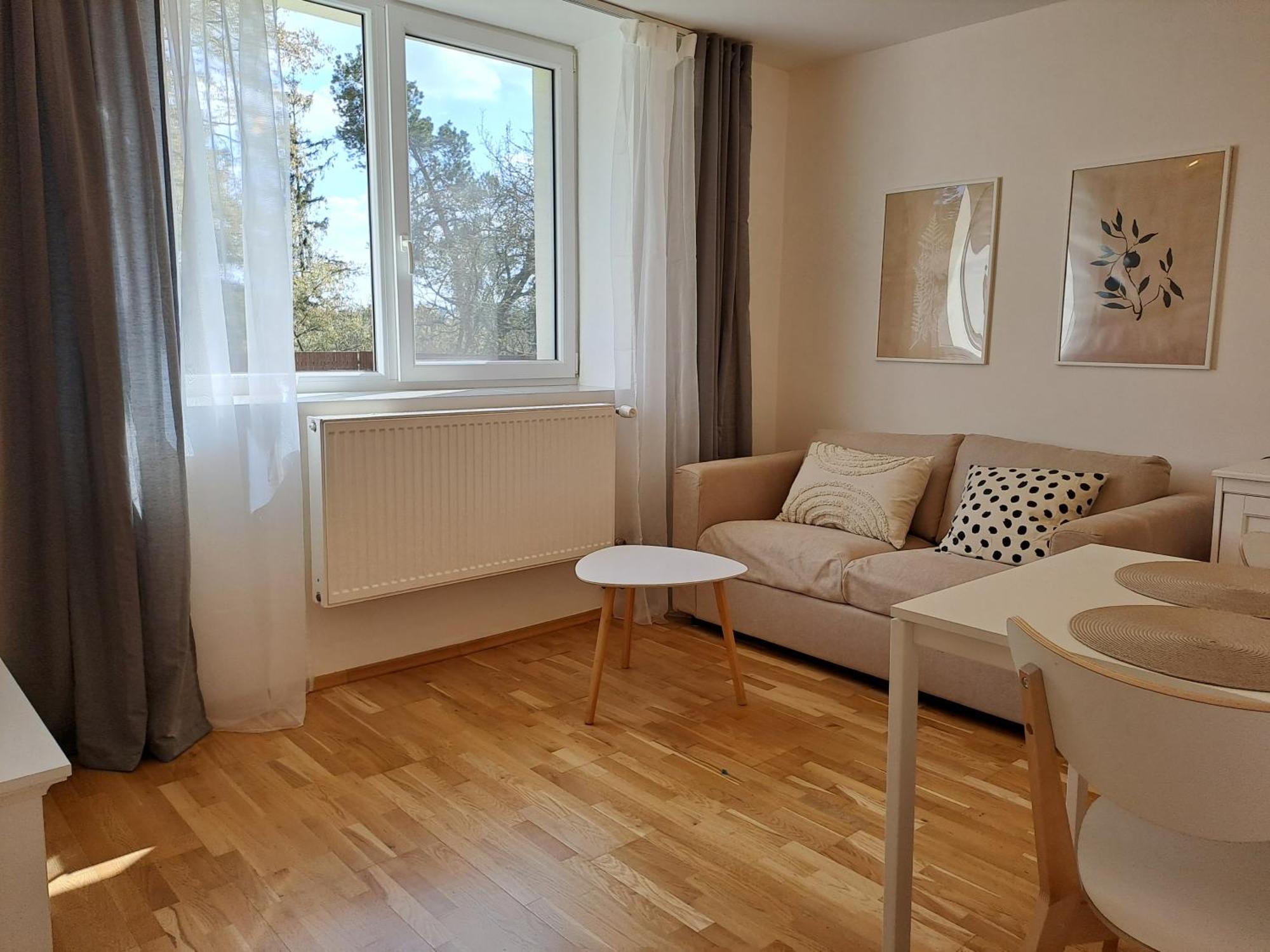 Apartmanovy Dum Se Zahradou V Klidne Casti Prahy Прага Екстериор снимка